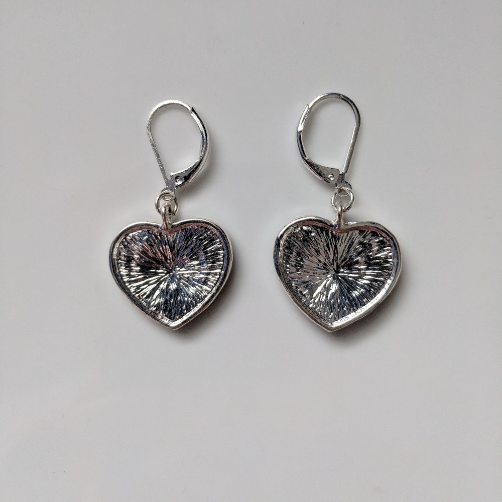 Cute silver and black pierced earings - Picture 2 of 2